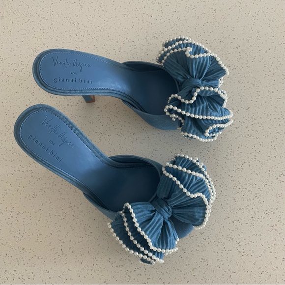 Venita Aspen x Gianni Bini Harlow Blue Ruffle Bow Mule Heels Size 7 New - Picture 5 of 9